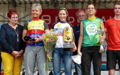 podium 142 km scratch Feminine